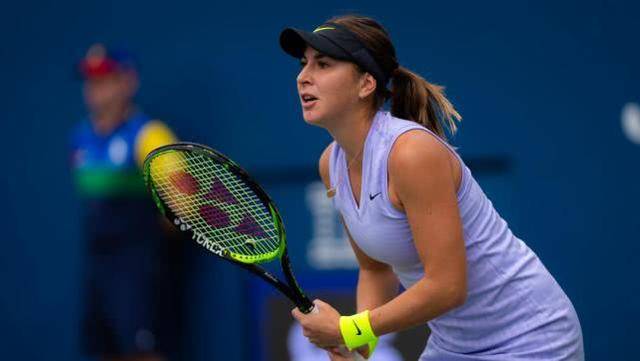 这使得他在 这使得他在