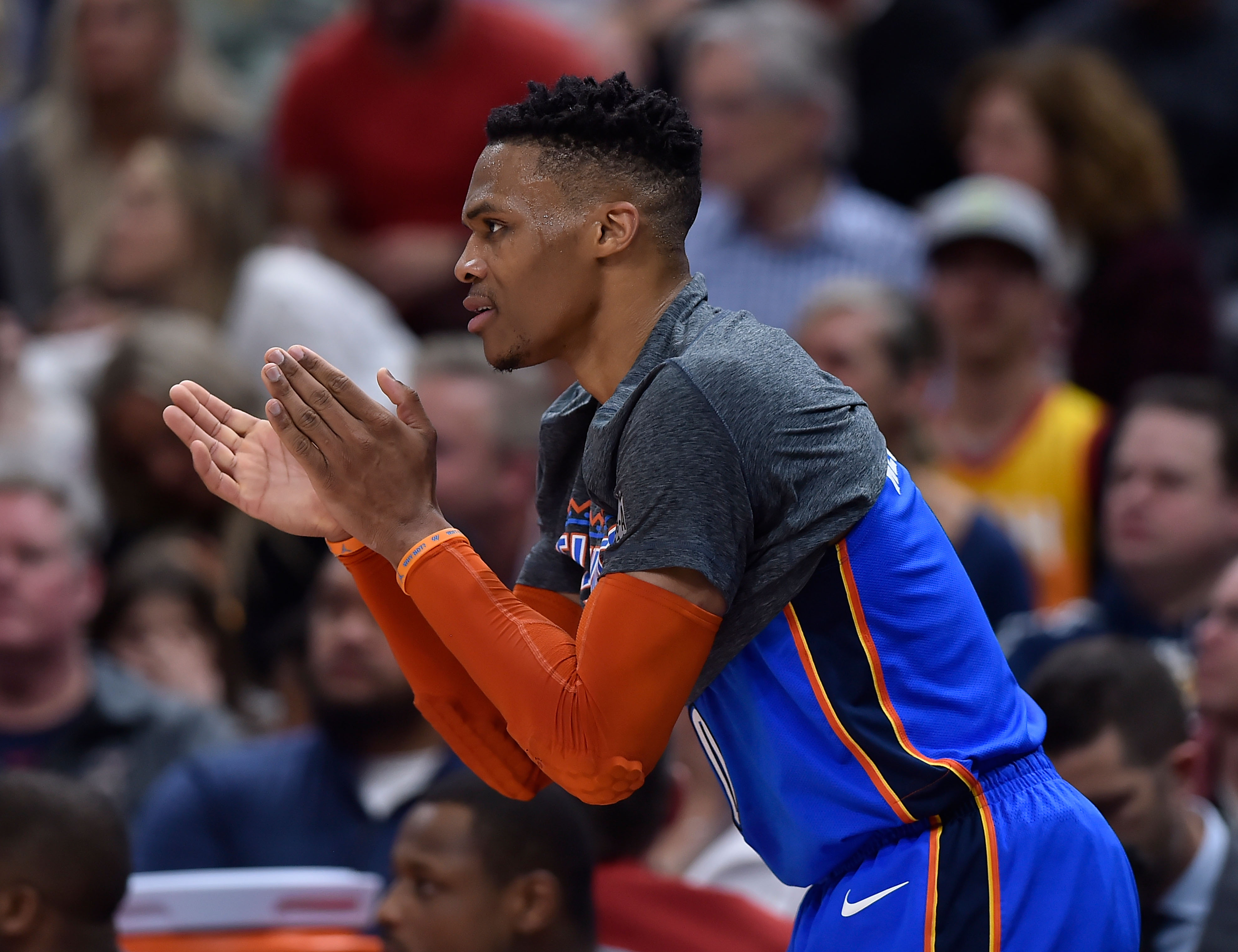 随着线上平 随着线上平